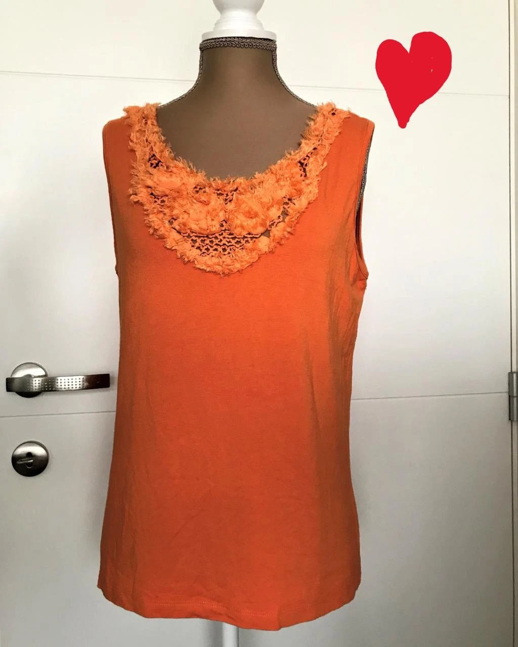 Thelma Et louise Large mooi top in oranje zonder mouwen .